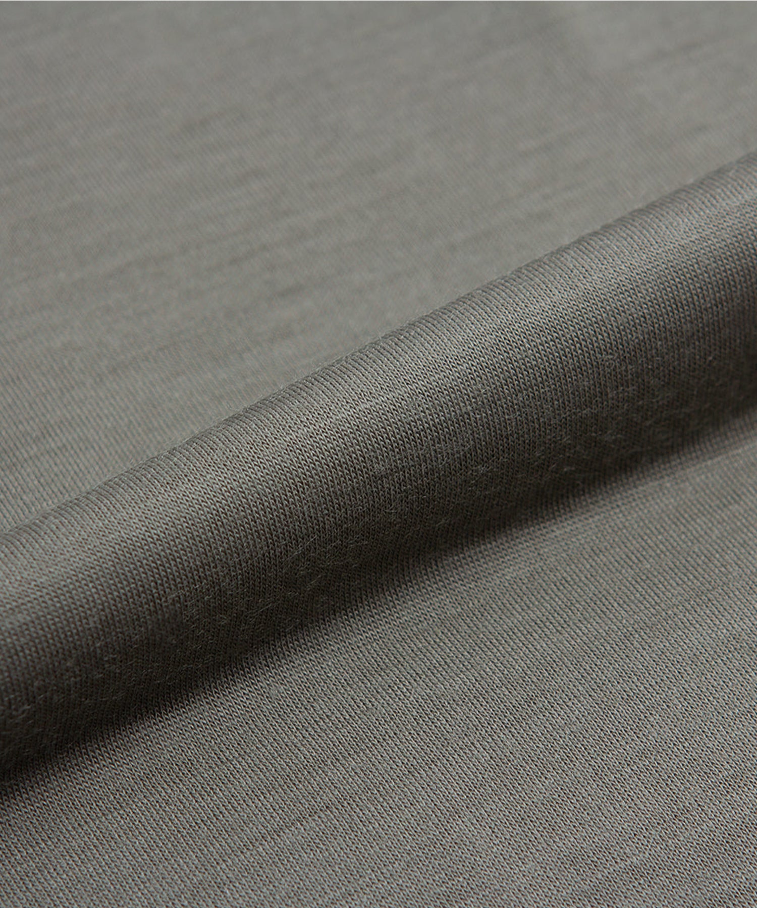 NIKKE AXIO(ニッケ アクシオ)ウールロングロゴTシャツ