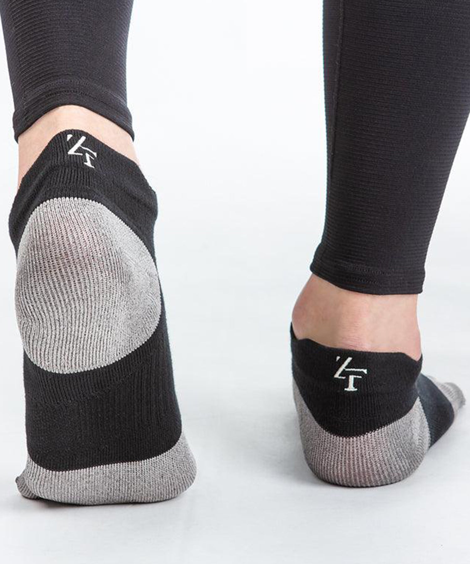 Nano Hybrid Socks Short 5 Fingers