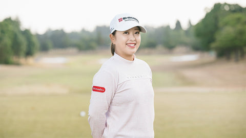 西郷真央選手とスポンサー契約を締結。長年愛用の「インスパイラルグローブ」が正式パートナーに