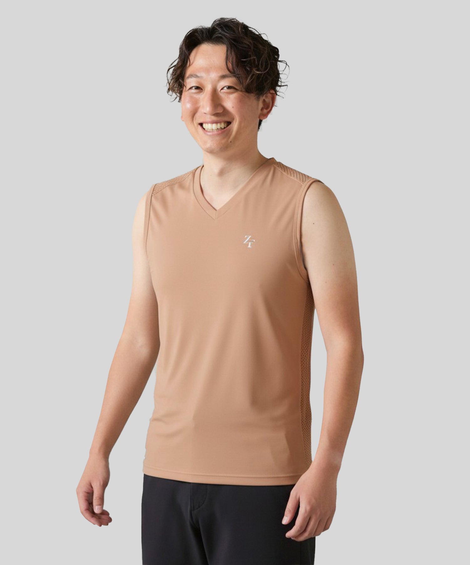 ICE MESH Ice Mesh V-neck sleeveless top