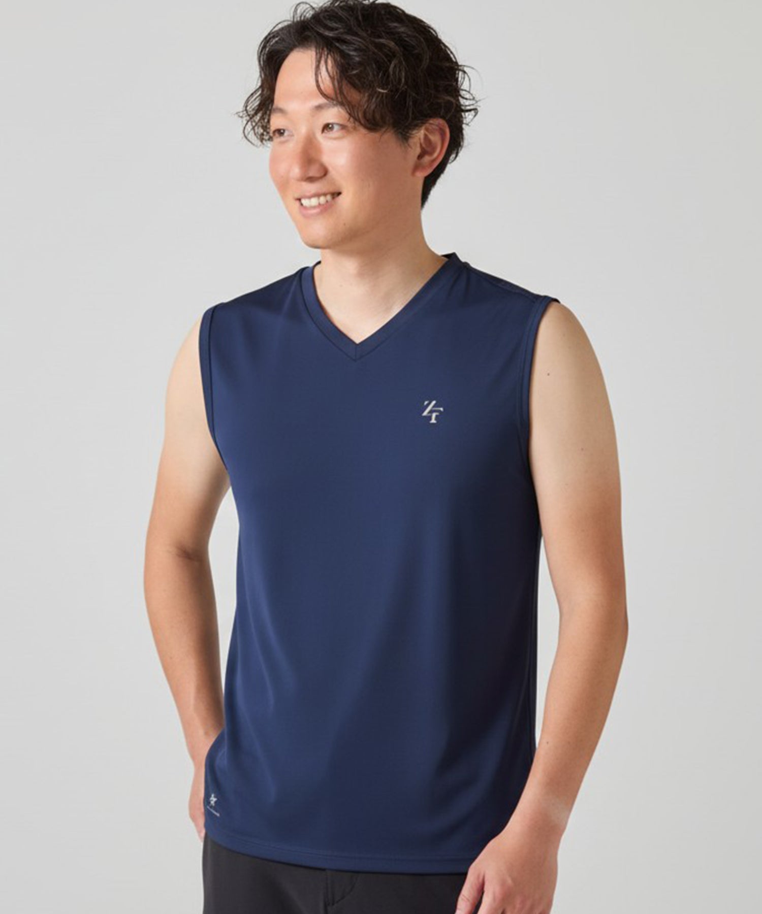 ICE MESH Ice Mesh V-neck sleeveless top