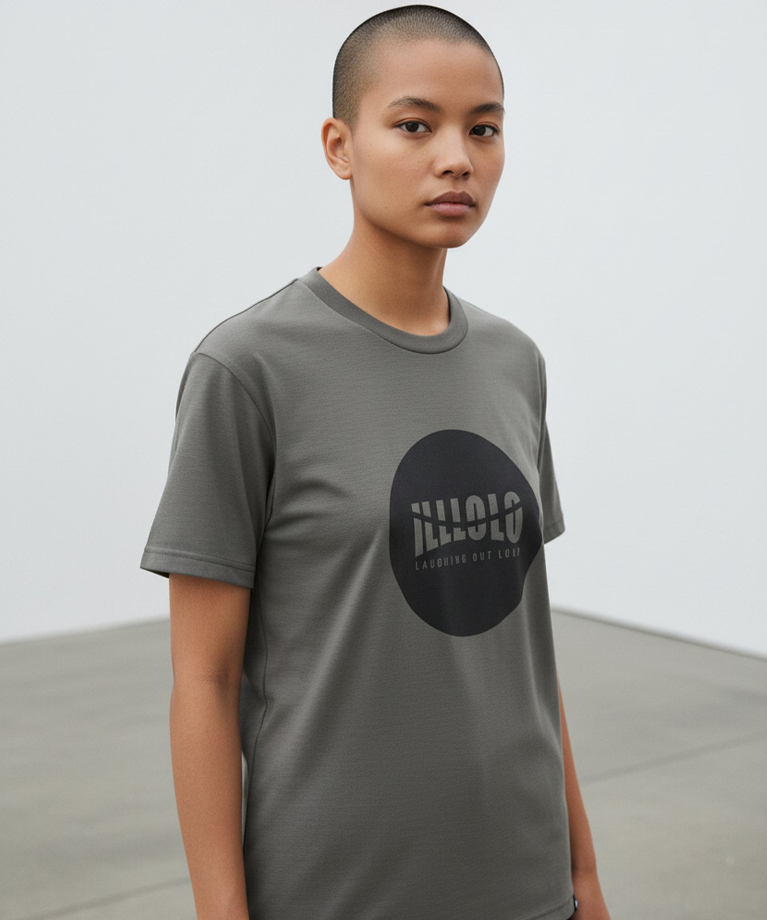 NIKKE AXIO（ニッケ アクシオ）ウールロゴTシャツ（ユニセックス